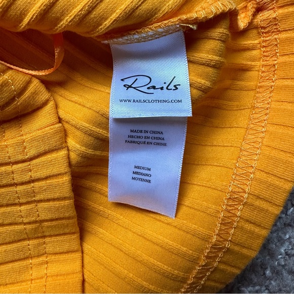 NWT Rails Esti Top in Marigold Size Medium - Picture 6 of 7